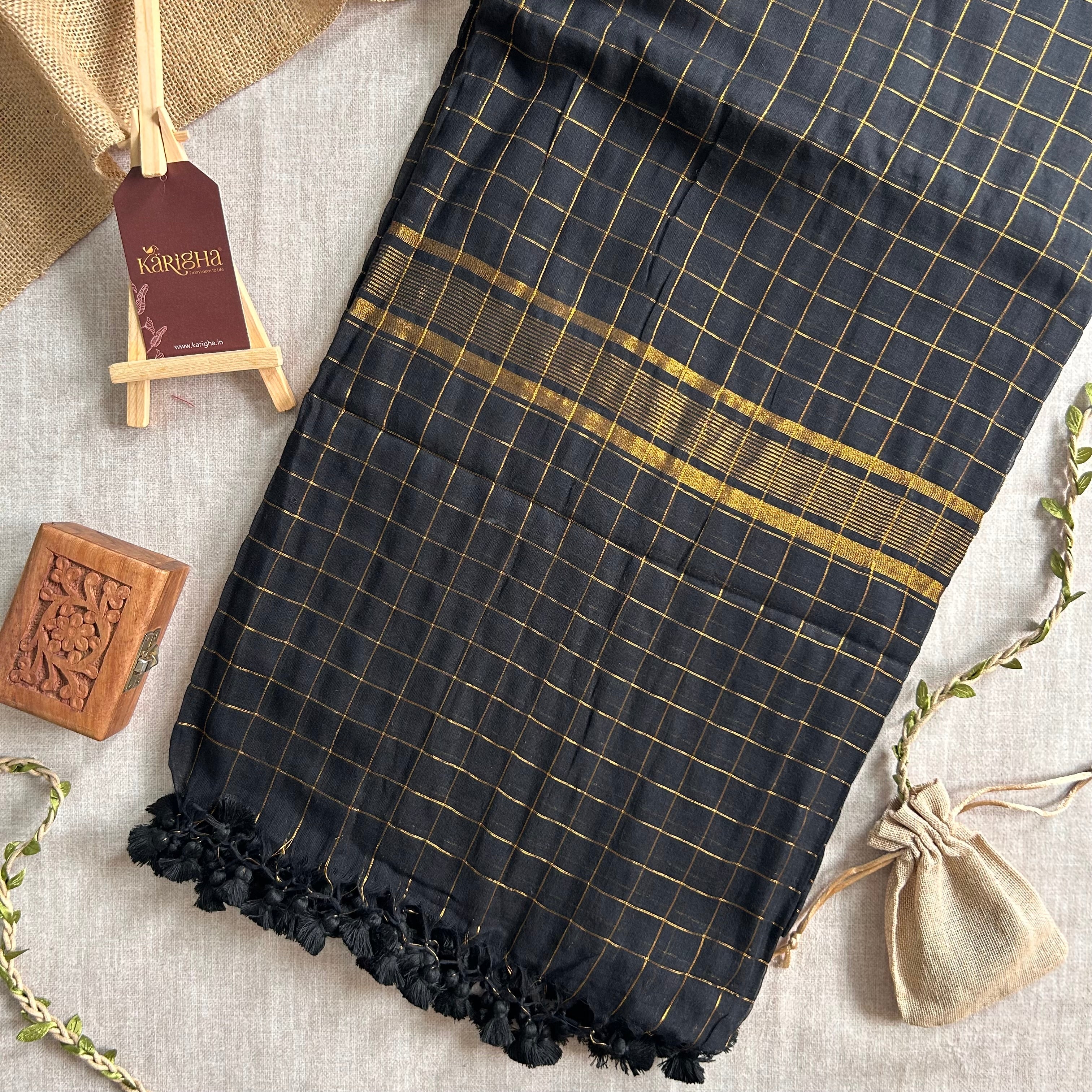 Amber Check Heritage Mul Cotton Saree