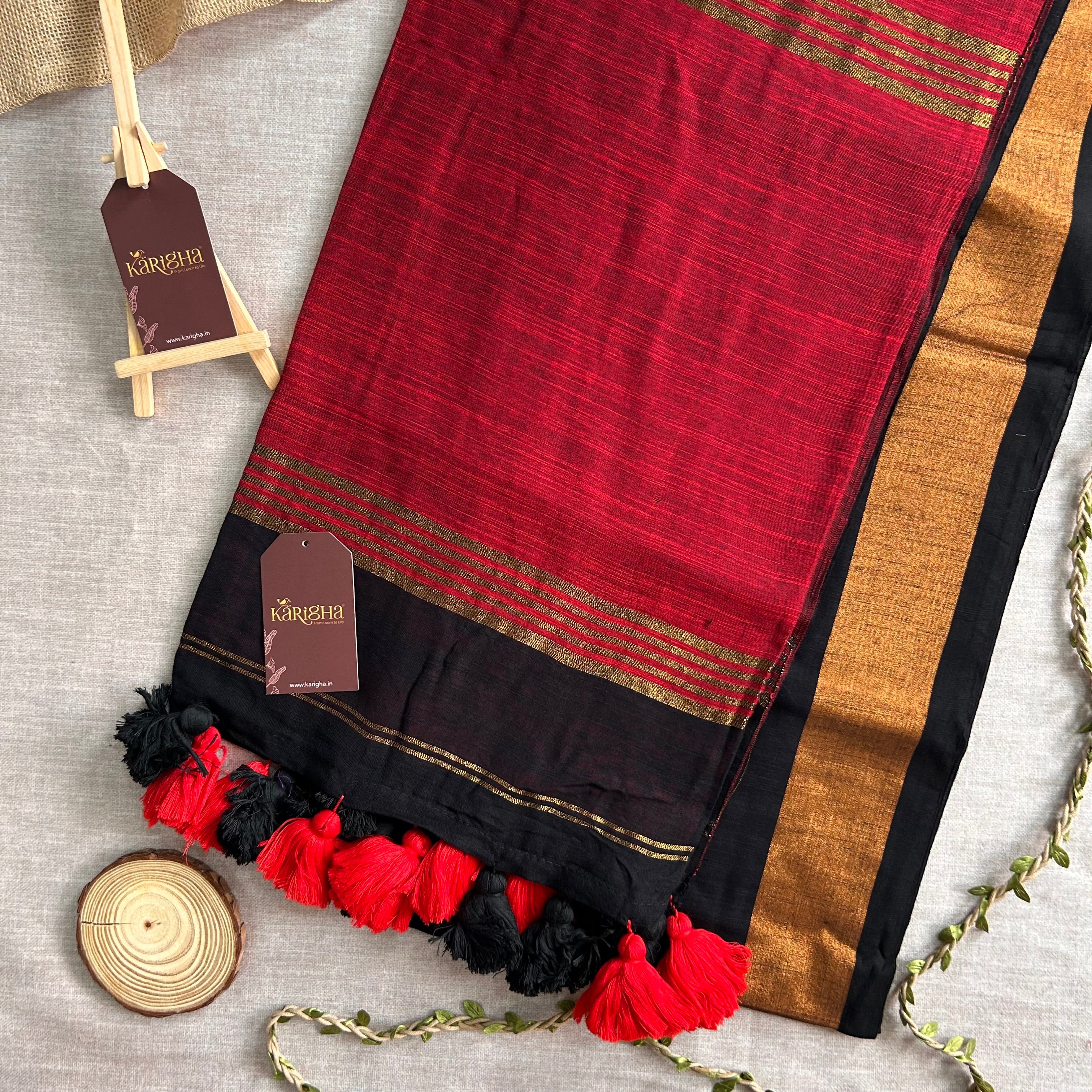 Imperial Threads – Classic Cotton Saree with Gleaming Zari Edge