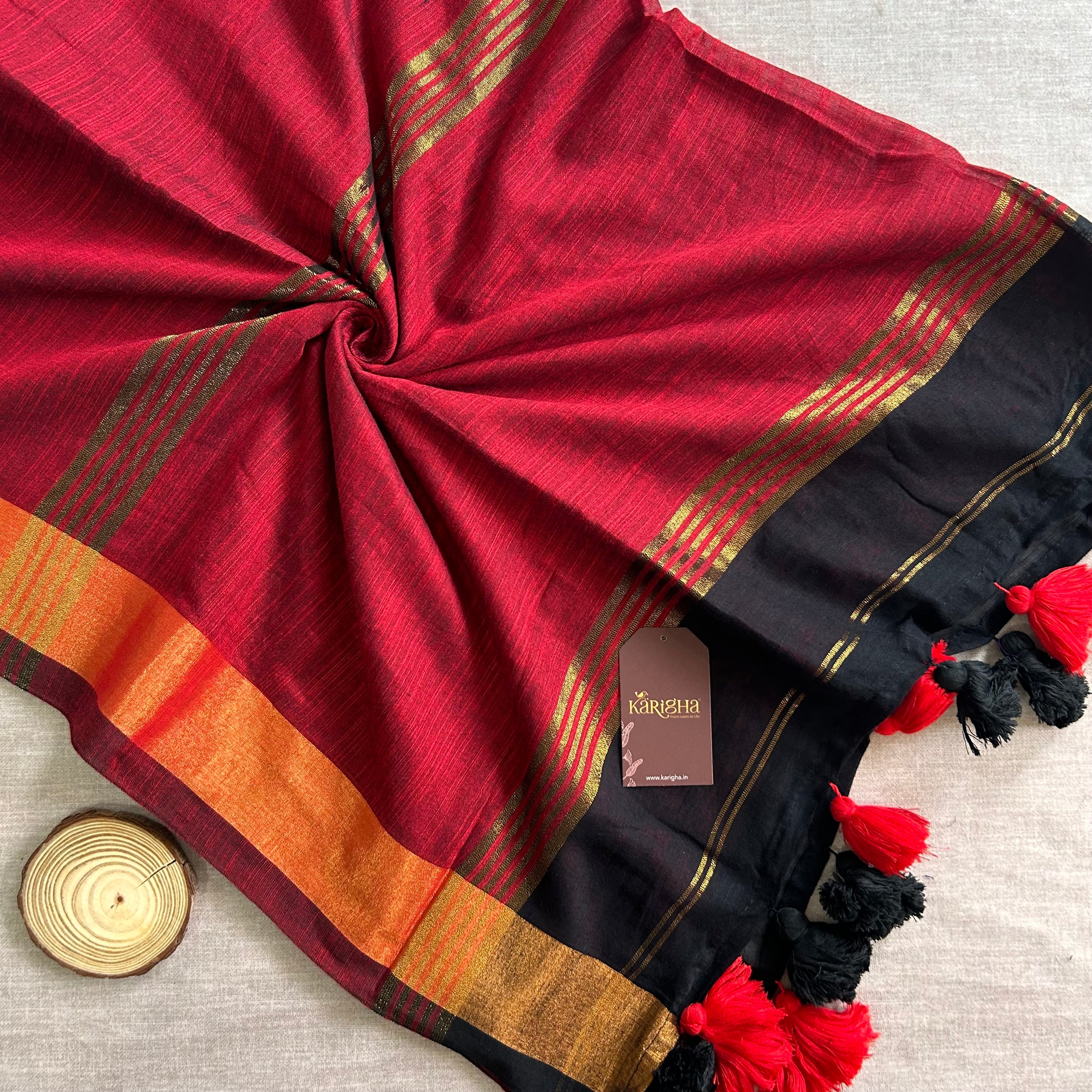 Imperial Threads – Classic Cotton Saree with Gleaming Zari Edge